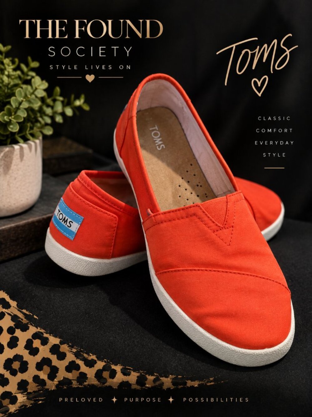TOMS Classic Red Coral Canvas Slip On Flats Shoes Women’s 8.5